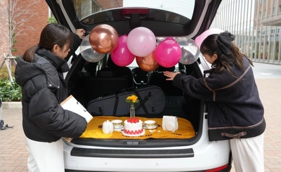 近大生発案！「デコる」をテーマにカーライフをもっとオモロく　「大阪オートメッセ2026」で近大生が体験型企画を実施