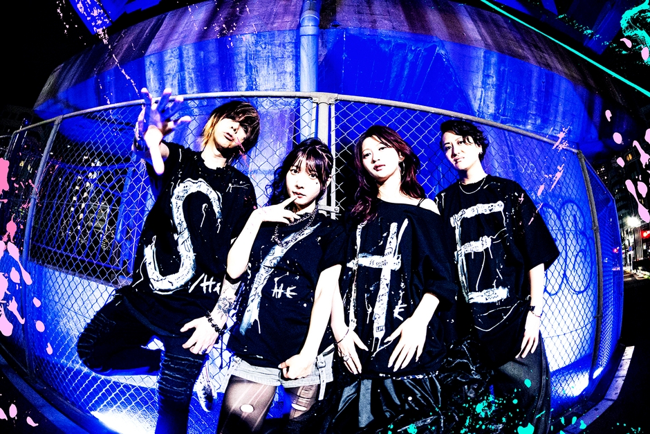 全体アーティスト写真 (C)Photographer:達川範一/Artworks:YORKE.
