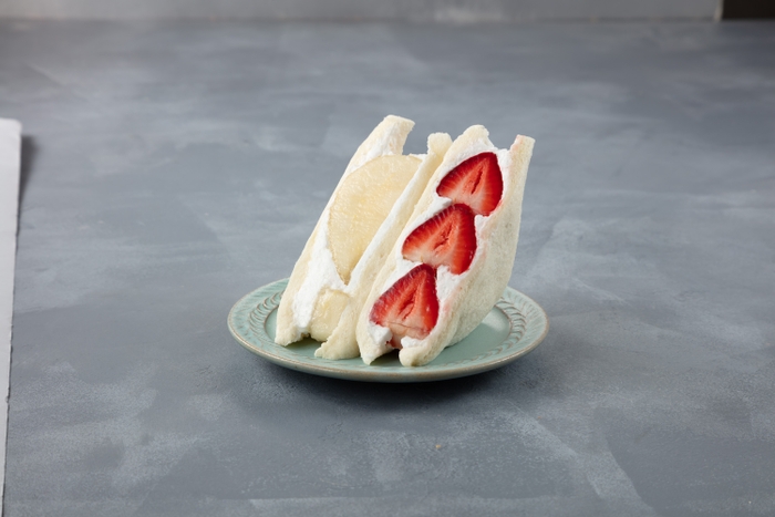 【イマノフルーツファクトリー】「いちごサンド・ラ・フランスサンドセット」