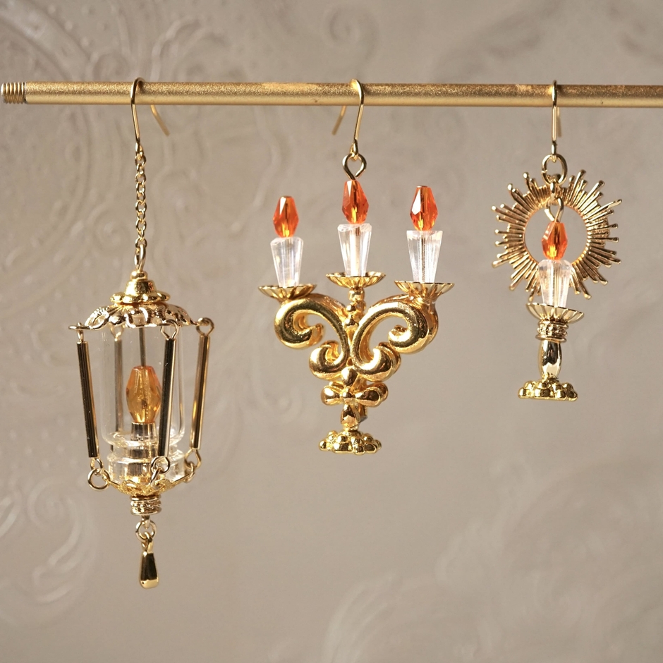 キャンドル風ピアス by アソビゴコロ×オトメゴコロ