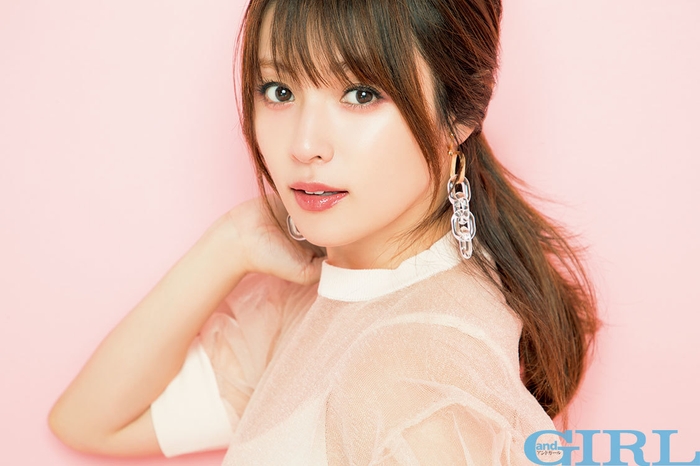 andGIRL8月号