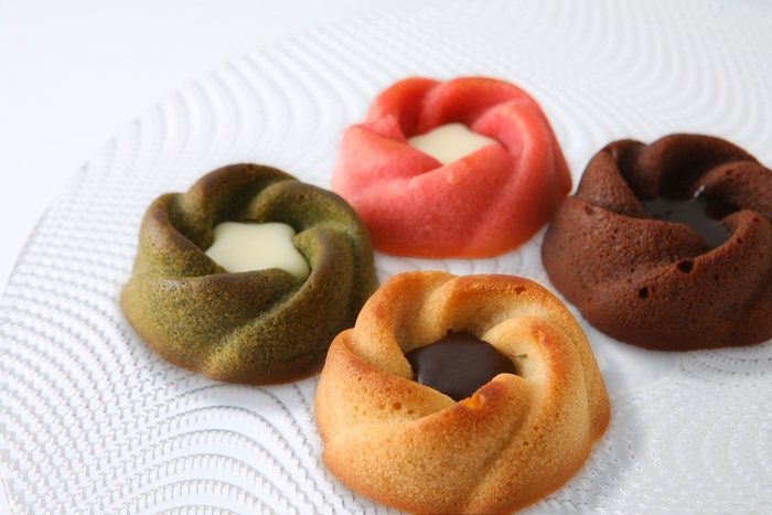 洛甘フィナンシェ<プレーン><抹茶><木苺><ショコラ> 各297円(税込)