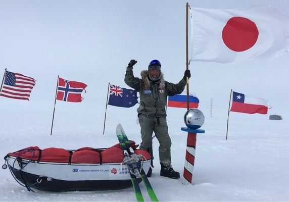 日本人初！「南極点無補給単独徒歩到達」に成功　 北極冒険家・荻田泰永、ゴールの南極点へ2018年1月5日到達