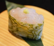 富山名物!白えびとろろ昆布軍艦