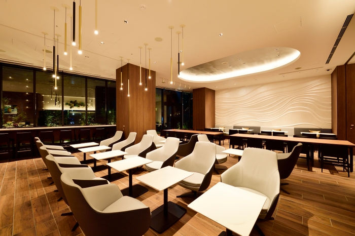 ゲストラウンジ（夜）