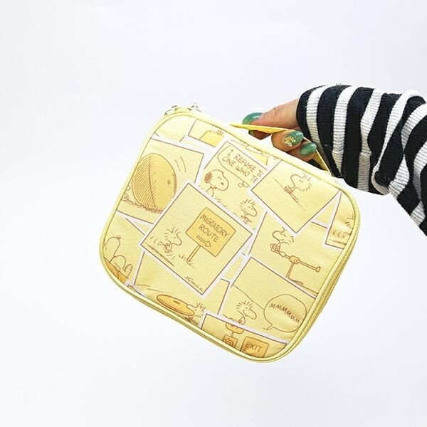 スヌーピーのポーチ