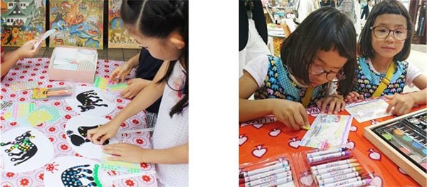 うちわ(左) ポストカード(右) イメージ