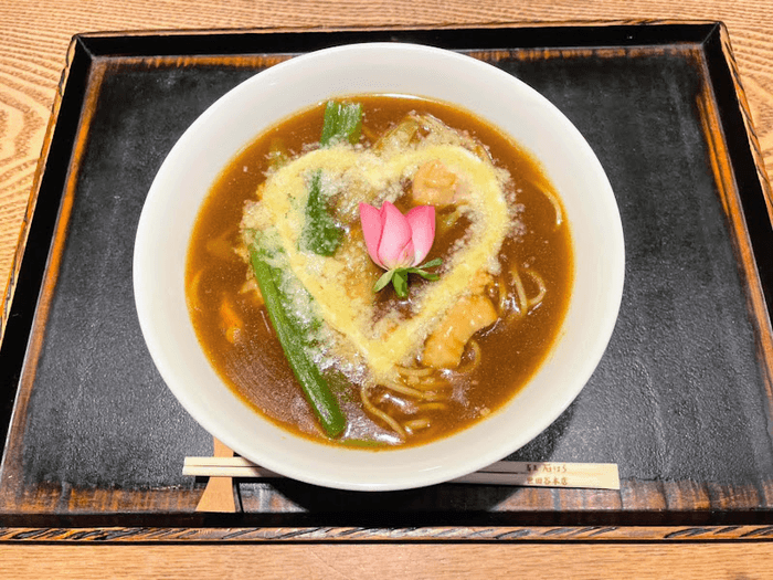 チョコレートカレー蕎麦(イメージ)