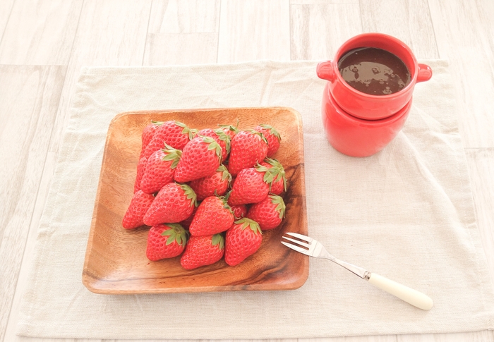 朝採りいちごのチョコフォンデュセット