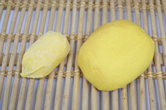 瀬戸内産藻塩レモンのパン