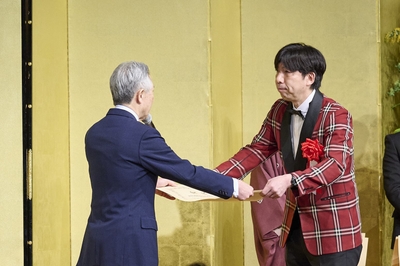 文部科学大臣新人賞 ねづっちさん(漫談家)