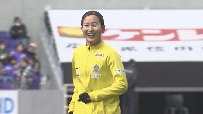 左山桃子選手(サンフレッチェ広島レジーナ)