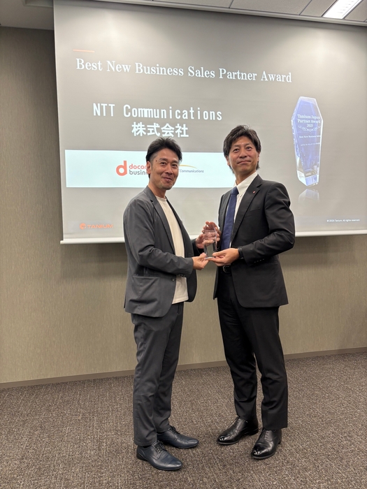 エヌ・ティ・ティ・コミュニケーションズ株式会社　前田 隆志様