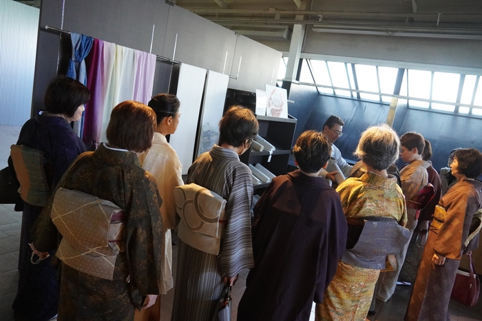 “精練の世界”ファクトリーツアー(有料・要予約)