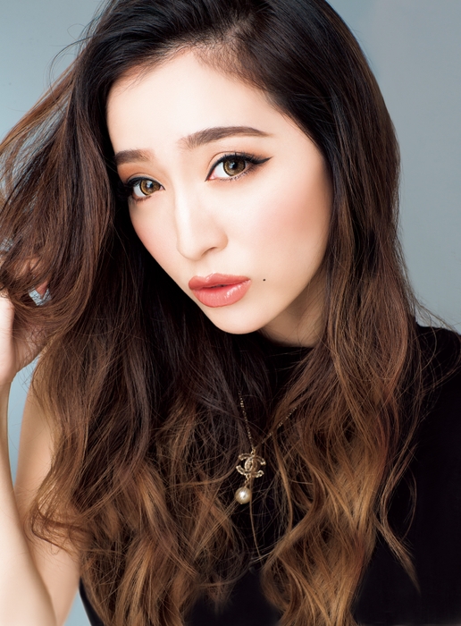 LINE LIVE MC 杉山佳那恵