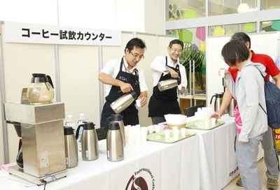 大阪会場:コーヒーの試飲