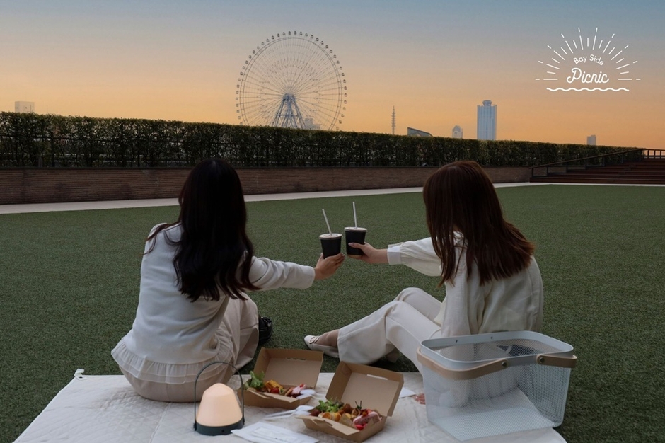 Bay Side Picnic