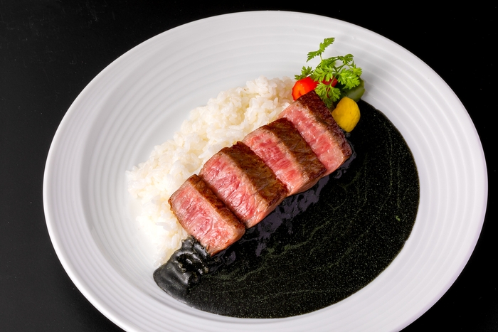 黒毛牛ステーキカレー