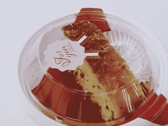 秋田名物「いぶりがっこ」をスイーツに ～“漬物×チーズケーキ”秋田初のカフェ向けレシピを開発～ GI登録産品の新しい食べ方「いぶりがっこフロマージュケーク」