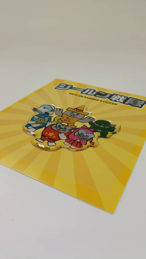 ぷっくりとした立体感を生み出すポッティング加工シール