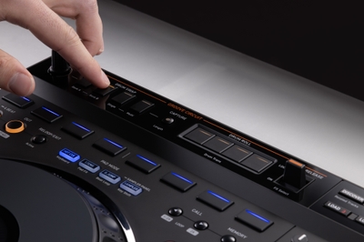 ドラムパートを自在に操り、新たな楽曲が創作できるGROOVE CIRCUIT機能