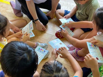 【大人も楽しめる知育ゲーム「しりとりBINGO」】　地元の保育園に寄付