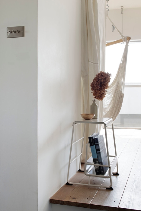 ステップスツール マガジンラックに