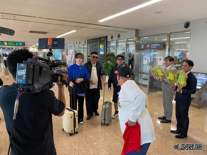 宮崎空港にて ゲスト３人をお出迎え