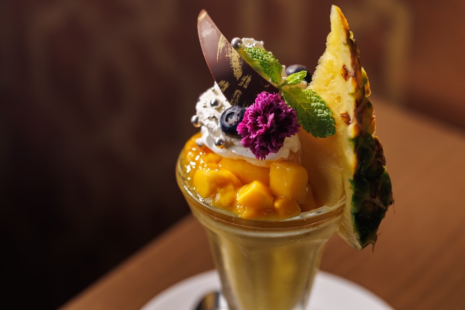 トロピカルマンゴーパフェ　1