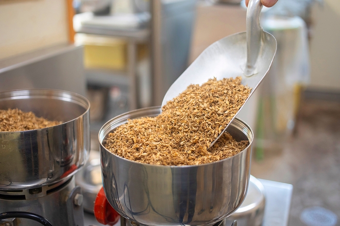 麦芽粕の粉末加工