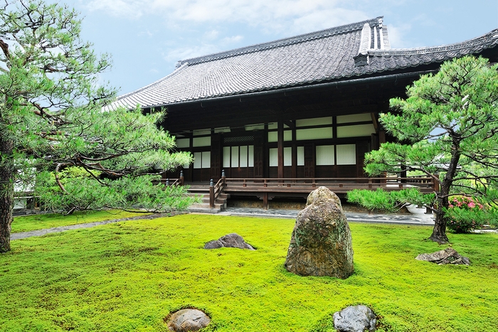 両足院 本堂前庭