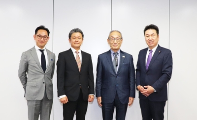 株式会社マックスシステム新体制 左より、松田、上西、小嶋、小野田 ※敬称略