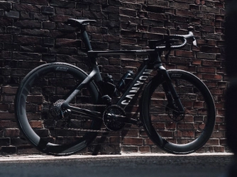 キャニオン、エアロード CF SLX「SPEED」エディションを発表 - 新型ディープリムホイール＆エアロドロップ採用の特別モデル