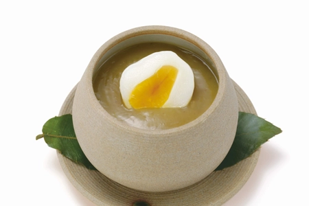 国産和栗を贅沢に　 京都永楽屋の「栗ぜんざい」「栗羊羹」が季節限定で登場