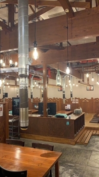 楽しい煉屋　店内風景