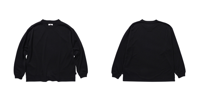 LONG SLEEVE T-SHIRT　BLACK