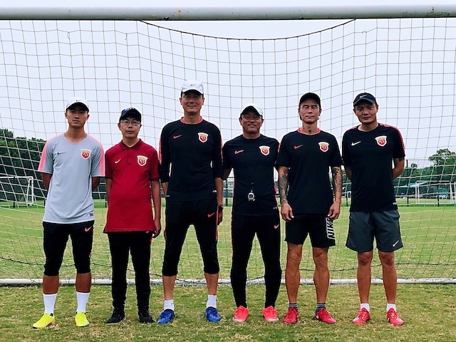 チームを支える頼もしい仲間(スタッフ)