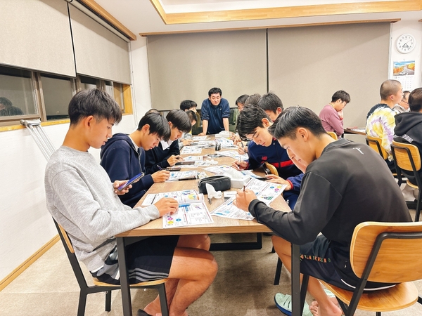 各自のエネルギー必要量を算出中