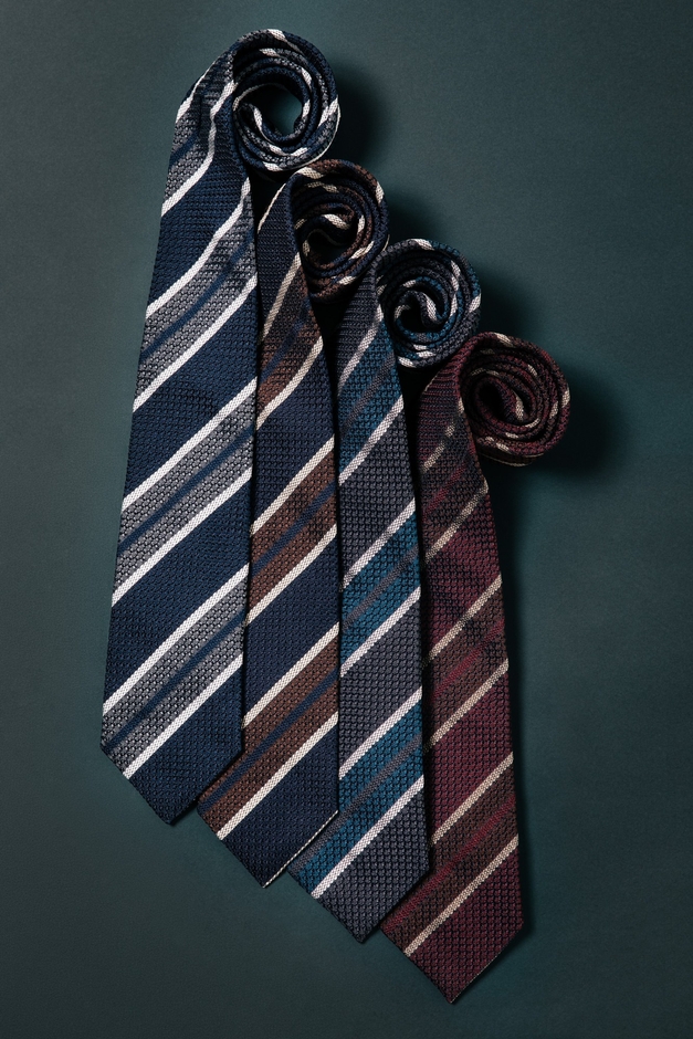 価格：各￥16,500（税込み）