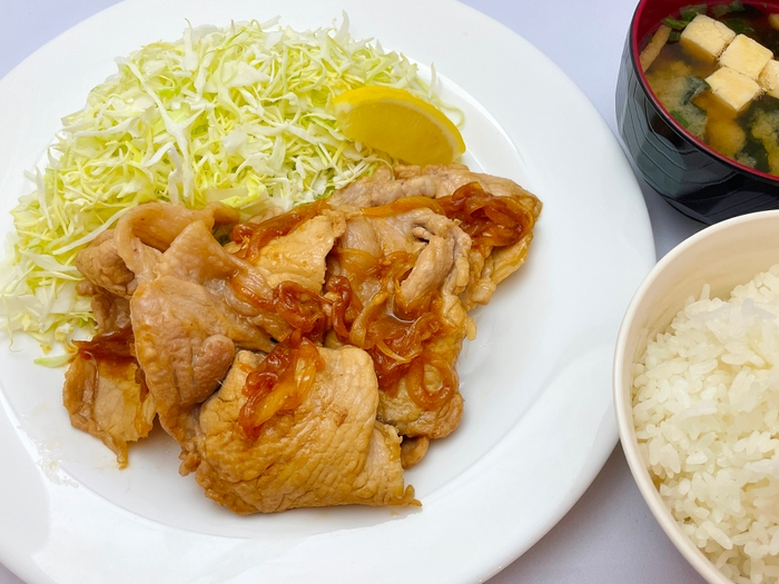 海野亭名物　生姜焼き定食