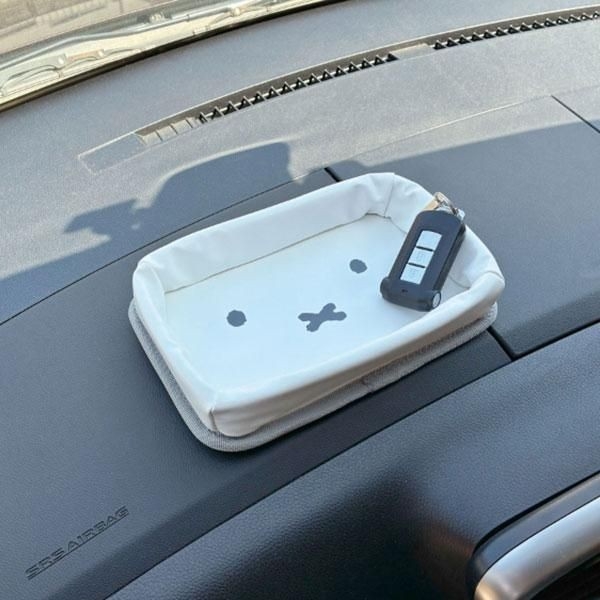 ミッフィーのカー用品