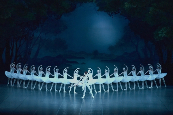 バレエ「白鳥の湖」