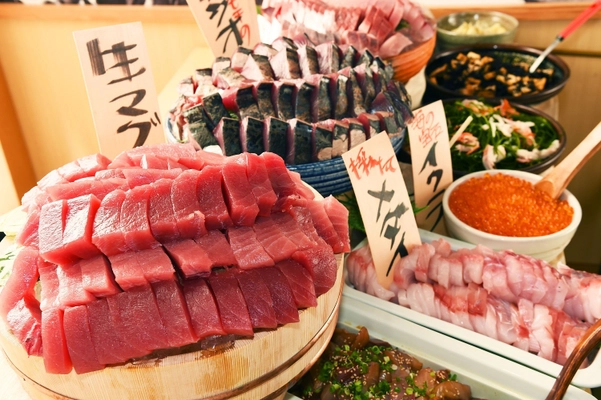 小田原漁港名物“お刺身食べ放題”が1年ぶりに大復活！！ ビュッフェもテイクアウトも楽しめる　 新生「おさしみ天国・小田原海鮮ゴーゴー」が再スタート！