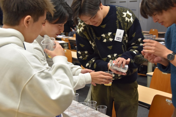 ノンアルコール飲料各種の味の違いを試飲