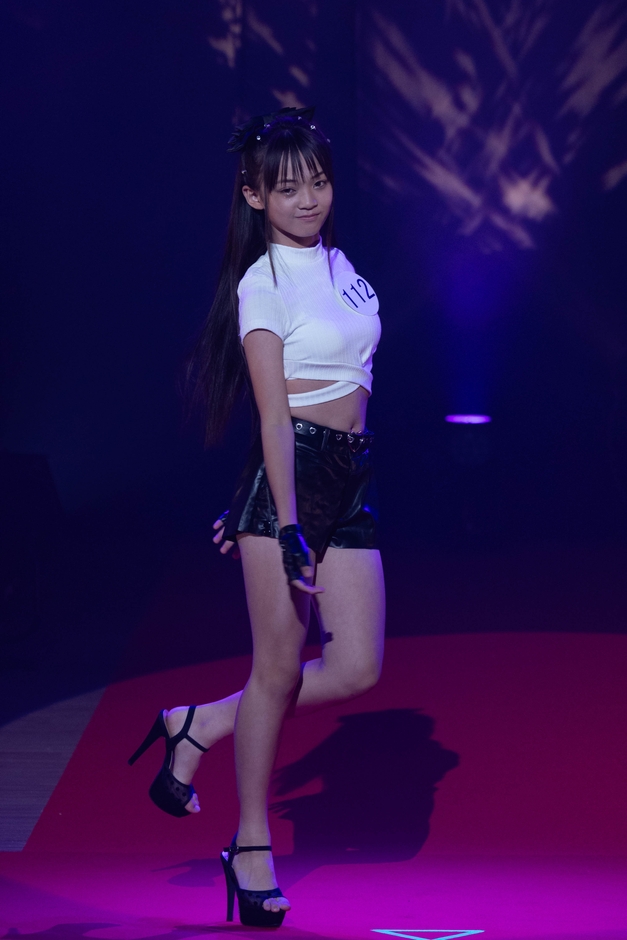 準グランプリ　星 瑠菜さん