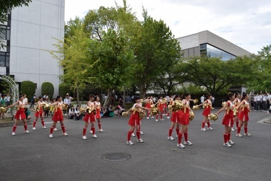 高等学校　チアダンス同好会歓迎公演（昨年度）