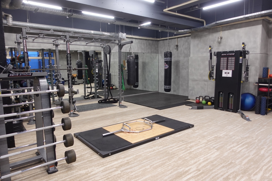 THE BLAZE FIT. MAGOME 4