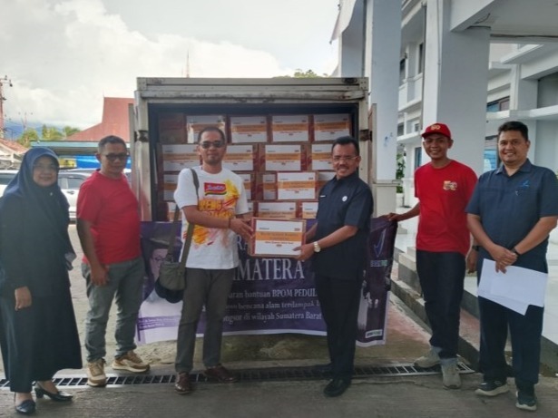 インドフードによる災害支援の様子 (支援提供先:インドネシア工業省および、インドネシア医薬品食品監督庁 )