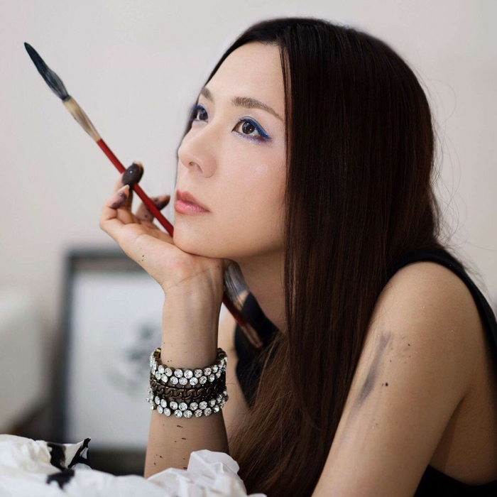 書家 美帆(KIRIE)