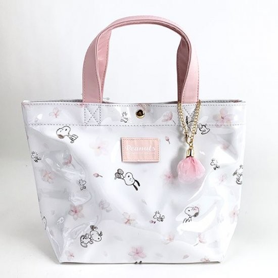 スヌーピーの桜シリーズが売れてる。。